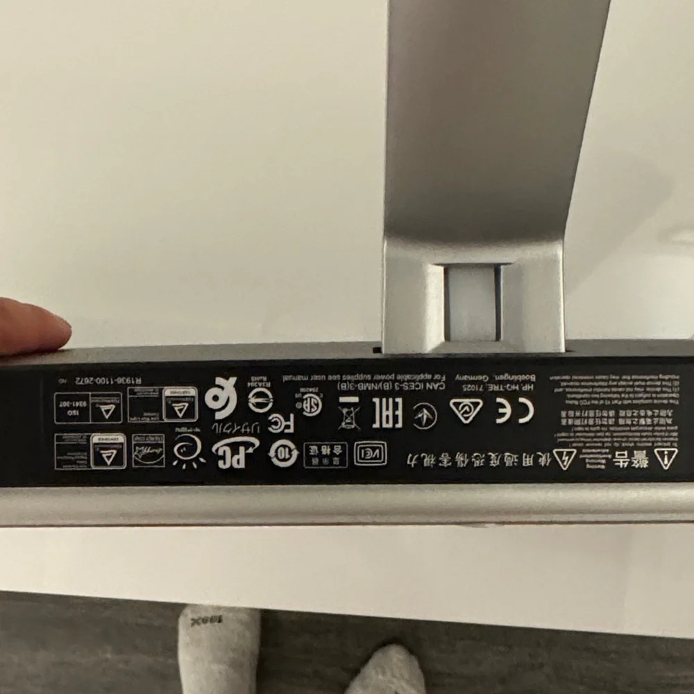 HP 25- Inch Display with Black Screen and Silver Frame